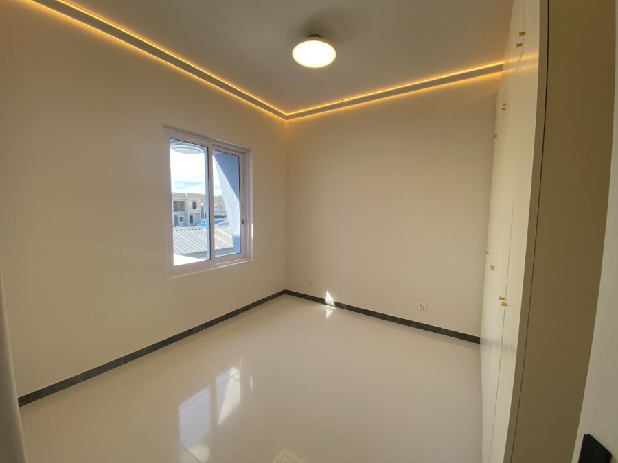 4 Bedroom Property for Sale in Sandown Western Cape